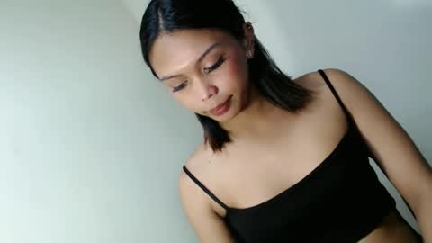MISS LOVELY online show from April 2026 08:57:02 PM