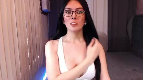 Snapshot of goddesss_angela chatting on July 2026 11:10:01 PM MISS ANGELA online show from July 2026 11:10:01 PM