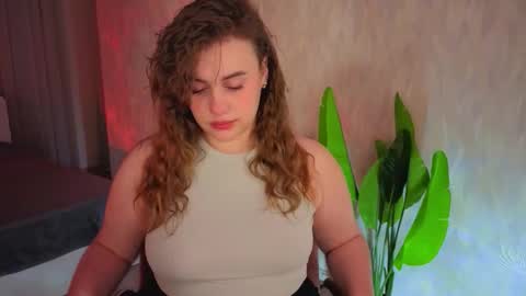 Lilya online show from February 2026 09:25:02 PM