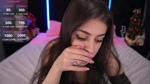 Snapshot of goldbabys chatting on January 2025 05:15:02 PM GoldBabyS online show from January 2025 05:15:02 PM