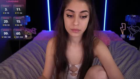 Snapshot of goldbabys chatting on January 2025 05:56:01 PM GoldBabyS online show from January 2025 05:56:01 PM