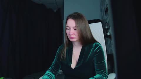 Snapshot of golden_dragones chatting on May 2026 08:45:01 AM Gloria online show from May 2026 08:45:01 AM