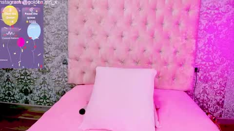 Snapshot of golden_girl__ chatting on September 2025 01:38:02 AM golden girl online show from September 2025 01:38:02 AM