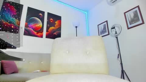 Snapshot of goldenhugecocktss chatting on February 2025 06:19:01 AM May smith online show from February 2025 06:19:01 AM