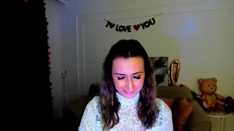 Olivia online show from February 2026 03:37:02 AM