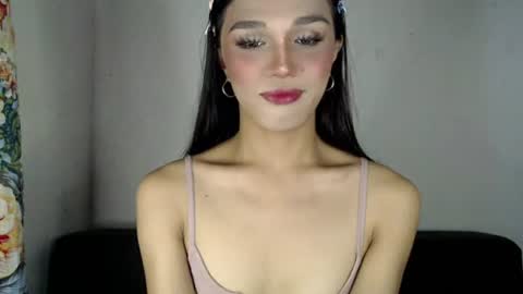 Snapshot of goldenlily69 chatting on July 2026 11:05:02 AM Lily is Gold online show from July 2026 11:05:02 AM
