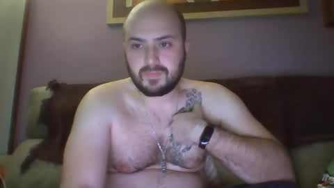 Snapshot of goldenspainboy chatting on December 2024 06:37:01 PM goldenspainboy online show from December 2024 06:37:01 PM
