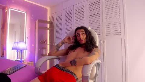 Snapshot of goldentemptation_ chatting on June 2026 07:40:01 PM goldentemptation_ online show from June 2026 07:40:01 PM