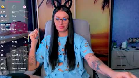 Polina online show from October 2025 10:46:02 AM