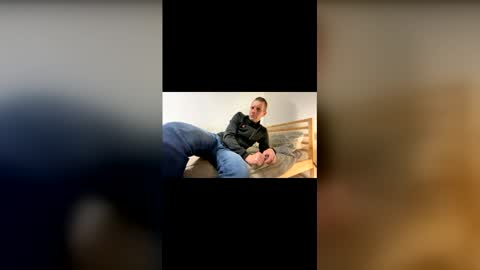 Snapshot of goldmedalexcellent chatting on January 2026 09:09:01 PM Goldmedal online show from January 2026 09:09:01 PM