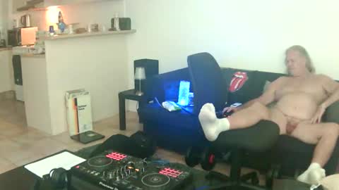 goldyguy011 online show from May 2026 06:41:01 AM