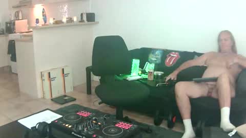goldyguy011 online show from May 2026 12:28:02 AM