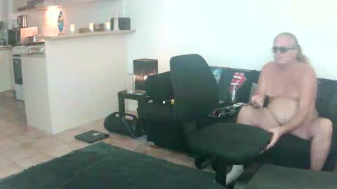 Snapshot of goldyguy011 chatting on June 2026 11:05:01 AM goldyguy011 online show from June 2026 11:05:01 AM