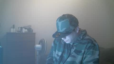 Snapshot of goleafzgo chatting on January 2025 03:48:02 AM goleafzgo online show from January 2025 03:48:02 AM