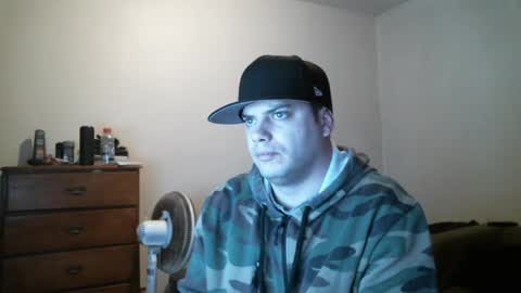 Snapshot of goleafzgo chatting on February 2025 11:10:02 PM goleafzgo online show from February 2025 11:10:02 PM