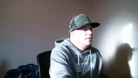 Snapshot of goleafzgo chatting on December 2025 08:02:01 PM goleafzgo online show from December 2025 08:02:01 PM