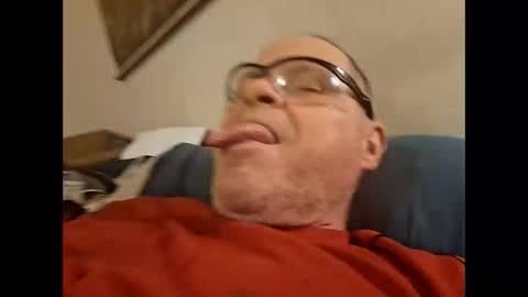 Snapshot of gonadalache chatting on December 2025 07:25:01 AM gonadalache online show from December 2025 07:25:01 AM