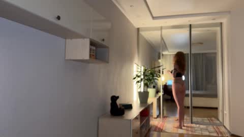 Snapshot of good__choice chatting on November 2025 05:00:02 PM Polly online show from November 2025 05:00:02 PM