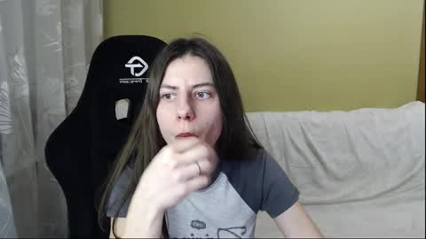 Snapshot of good__night chatting on February 2026 05:55:01 PM Elizabeth Effie online show from February 2026 05:55:01 PM