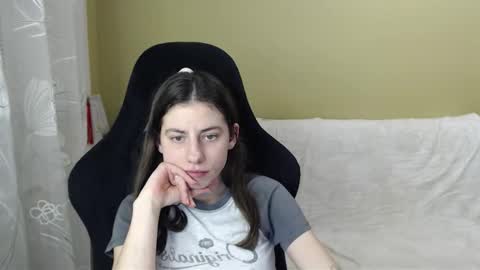 Snapshot of good__night chatting on February 2026 05:34:01 PM Elizabeth Effie online show from February 2026 05:34:01 PM