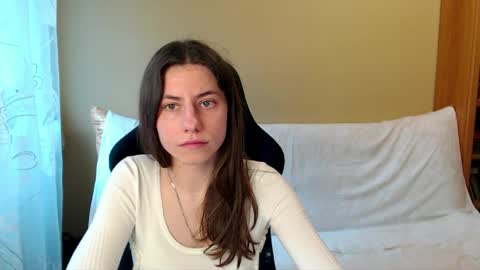 Elizabeth Effie online show from June 2026 03:38:02 PM