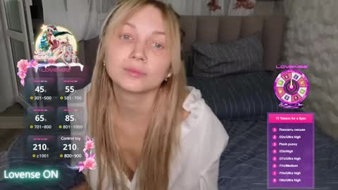 Snapshot of goodgirl0024 chatting on January 2025 07:58:02 PM goodgirl0024 online show from January 2025 07:58:02 PM