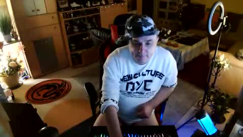 google5001 online show from October 2025 03:35:01 AM