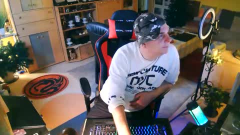 Snapshot of google5001 chatting on February 2026 03:02:01 PM google5001 online show from February 2026 03:02:01 PM