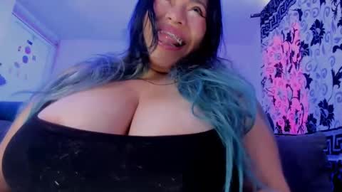 Snapshot of gorditalivability chatting on November 2025 08:53:02 PM brenda online show from November 2025 08:53:02 PM