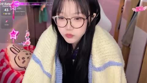 Snapshot of gorgeous_girl33 chatting on December 2024 11:47:01 PM gorgeous girl33 online show from December 2024 11:47:01 PM