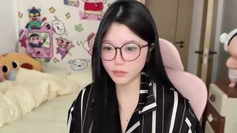 Snapshot of gorgeous_girl33 chatting on November 2025 02:20:01 AM gorgeous girl33 online show from November 2025 02:20:01 AM