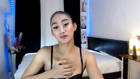 gorgeous_nicole online show from February 2025 10:37:01 PM