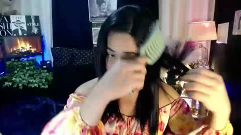Rica online show from September 2025 02:40:02 PM