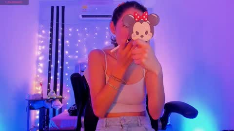 Snapshot of gorgeous_t chatting on February 2026 07:20:01 PM i am Jessi I love animals and drawing I hope to get along with everyone. XOXO online show from February 2026 07:20:01 PM