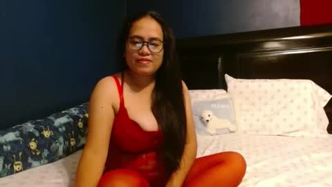 gorgeouslyn09 online show from December 2025 09:20:02 PM