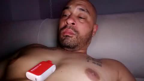 Snapshot of gorgeousrob1904 chatting on January 2025 11:14:01 AM Gorgeous Rob online show from January 2025 11:14:01 AM