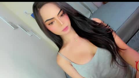 Snapshot of gorgeoustransgirl chatting on April 2026 11:10:01 AM Emmy online show from April 2026 11:10:01 AM