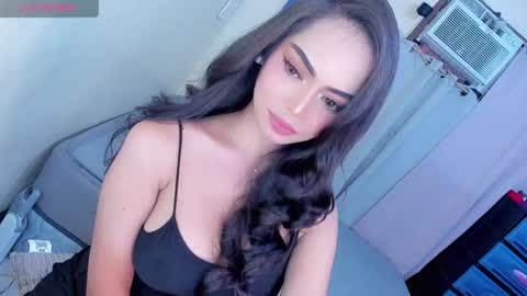 Snapshot of gorgeoustransgirl chatting on April 2026 11:00:02 AM Emmy online show from April 2026 11:00:02 AM