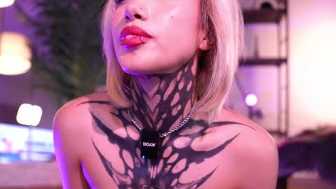 Snapshot of goth_dolll chatting on December 2024 09:45:02 PM sophie Special celebration a the beach 300k followers 3011 and 0112 online show from December 2024 09:45:02 PM