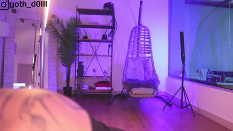 Snapshot of goth_dolll chatting on February 2025 10:19:01 PM sophie Special celebration a the beach 300k followers 3011 and 0112 online show from February 2025 10:19:01 PM