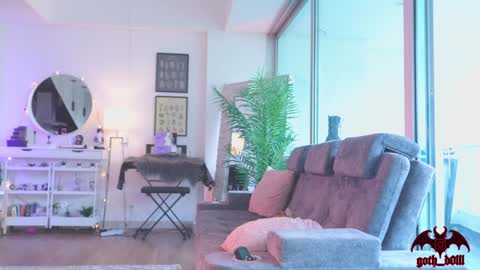 Snapshot of goth_dolll chatting on November 2025 08:32:01 PM sophie Special celebration a the beach 300k followers 3011 and 0112 online show from November 2025 08:32:01 PM