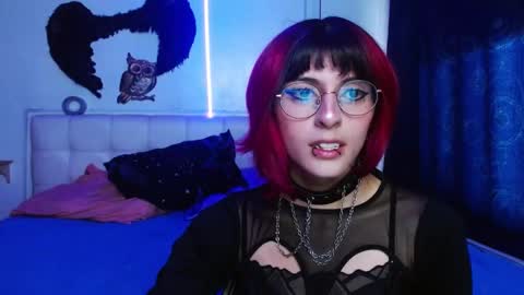 goth_minerva online show from September 2025 01:59:01 PM