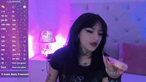 Snapshot of goth_tasha chatting on May 2026 01:31:01 PM goth_tasha online show from May 2026 01:31:01 PM