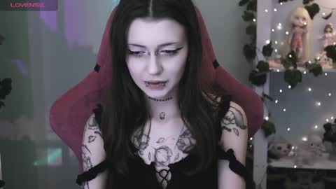 Snapshot of gothickotik chatting on May 2026 10:37:02 PM V online show from May 2026 10:37:02 PM