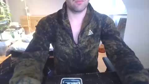 Snapshot of goura2000 chatting on February 2026 01:31:02 PM goura2000 online show from February 2026 01:31:02 PM