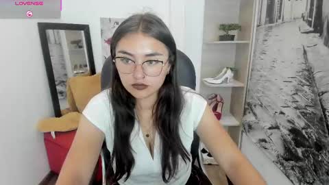 Grace  online show from September 2025 08:32:02 PM