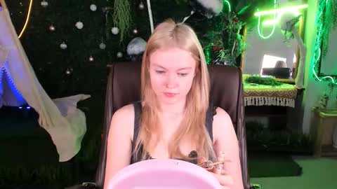 Grace Glamour online show from February 2026 05:13:02 AM