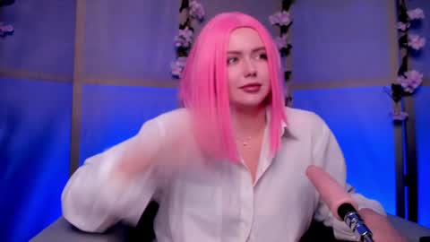 Snapshot of graceholly chatting on January 2025 06:17:01 AM Hi call me Leia make me scream from 111155222333666999 online show from January 2025 06:17:01 AM