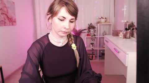 Snapshot of gracelure chatting on January 2025 08:41:01 AM Grace online show from January 2025 08:41:01 AM