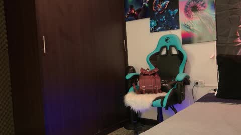 Gracey Milf online show from October 2025 11:27:01 AM